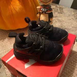 Nike toddler size 7c